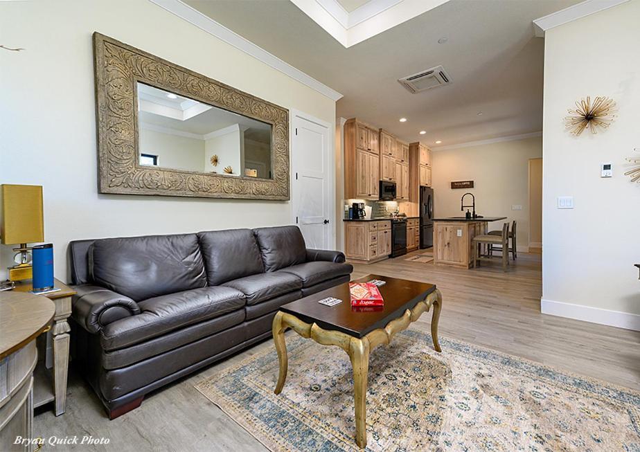 Three Bedroom River Access Redding Bagian luar foto